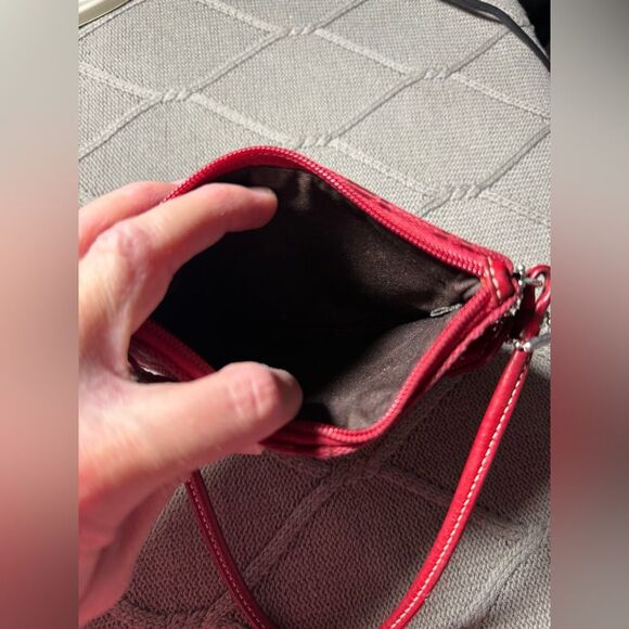 VTG COACH Signature Monogram Clutch Wristlet Red Small Mini Holiday - Picture 5 of 8